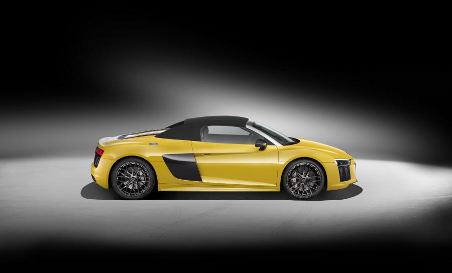  Audi R8 Spyder V10 2016 года  (WW) (фото 23 из 61)